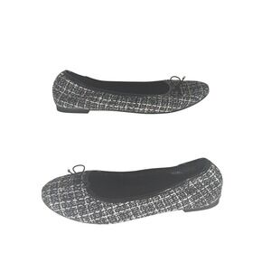 SO Emmaline Boucle Ballet Flats 10 Black White Tweed Memory Foam Preppy Chic